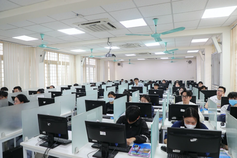 Thi thử ĐGNL online: Mẹo làm bài trên máy tính hiệu quả