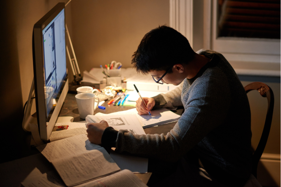 Thi thử ĐGNL online: Mẹo làm bài trên máy tính hiệu quả